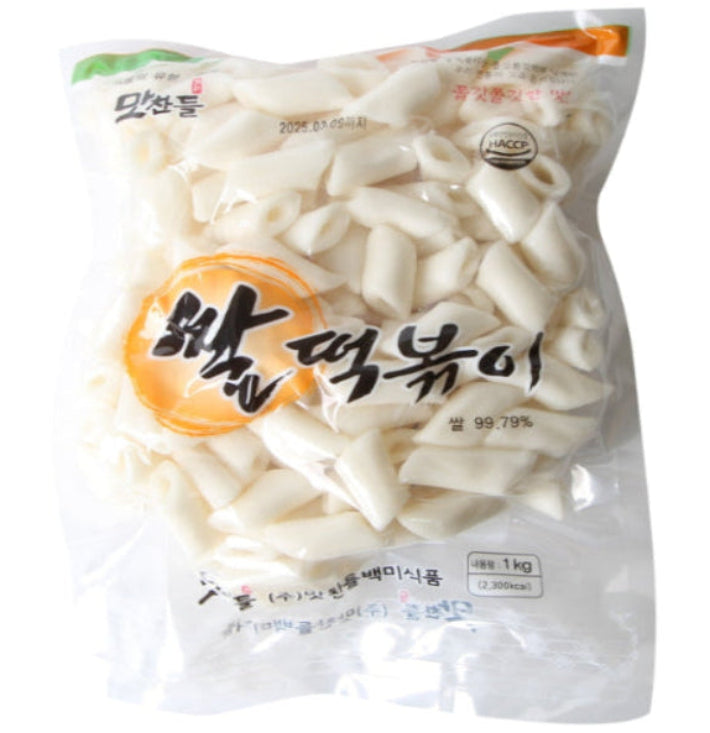Korean style gnocchi in Rice (Hollow center) / 맛찬들 구멍 쌀 떡볶이떡 1kg